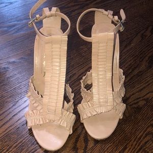 L.A.M.B nude/blush stiletto heel